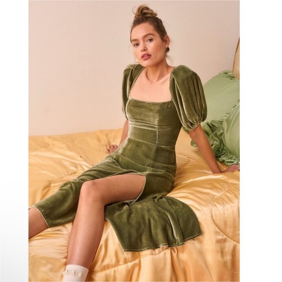 Reformation Dresses & Skirts - Reformation Green Velvet Dress